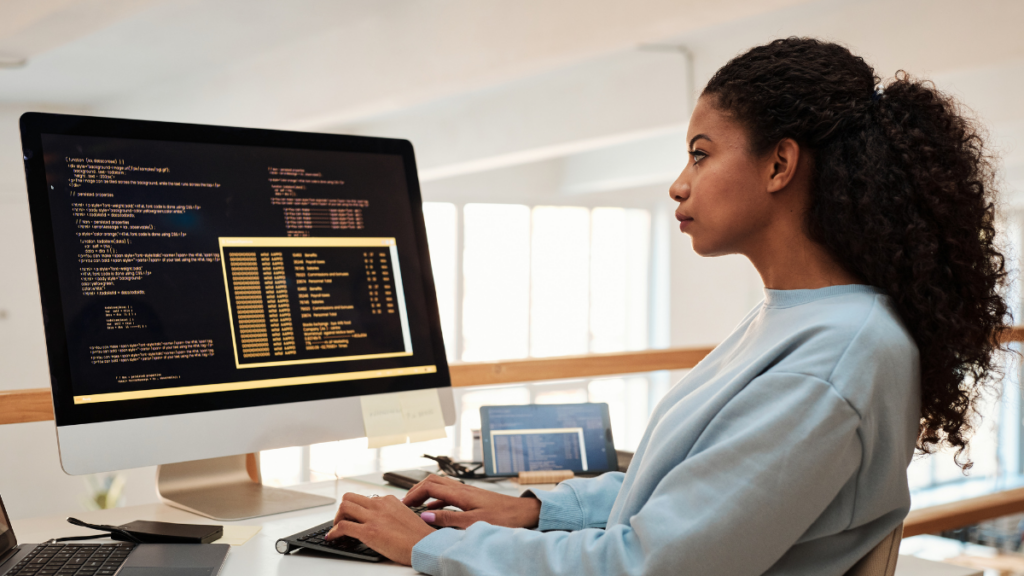 How Survey Programming Improves Data Collection Accuracy